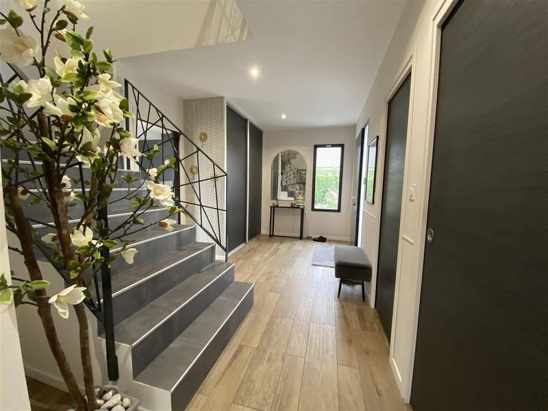 EN EXCLUSIVITÉ, Maison contemporaine BEAUX VOLUMES 200m² avec vie de PLAIN-PIED située à OCTEVILLE-SUR-MER (76930)