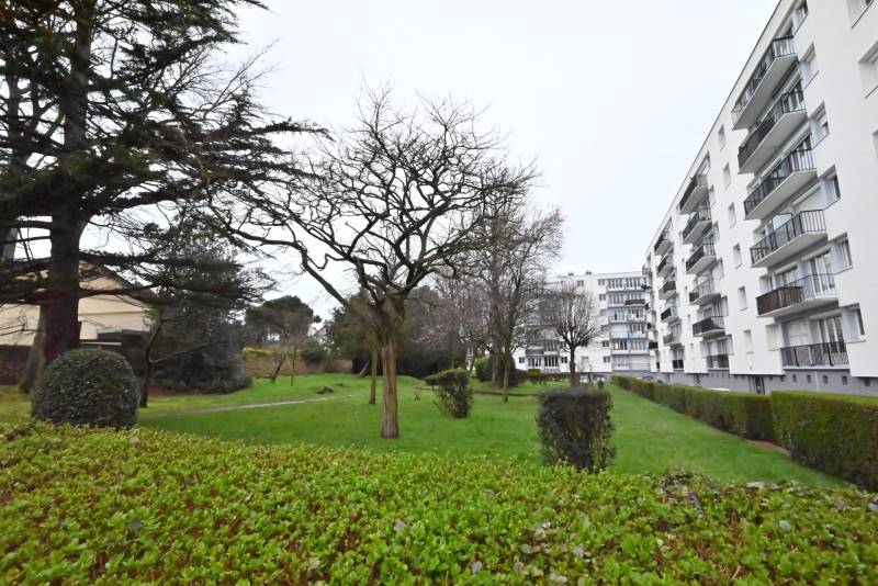 Appartement volume T3 avec CAVE et PARKING et VUE PARC situé au HAVRE secteur FÉLIX FAURE (76620)