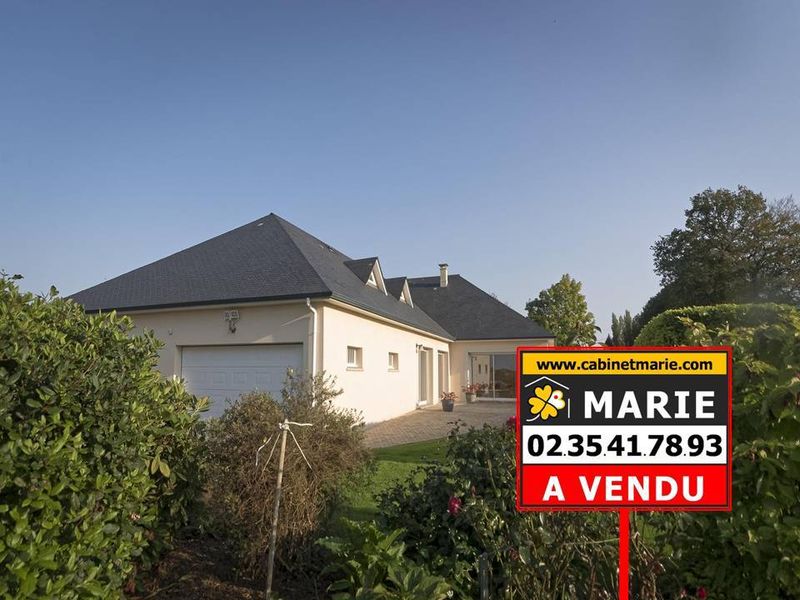 VENDU ! JOLI PLAIN-PIED TOTAL T4 avec BEAUX VOLUMES situé canton SAINT ROMAIN (76430), secteur convoité !