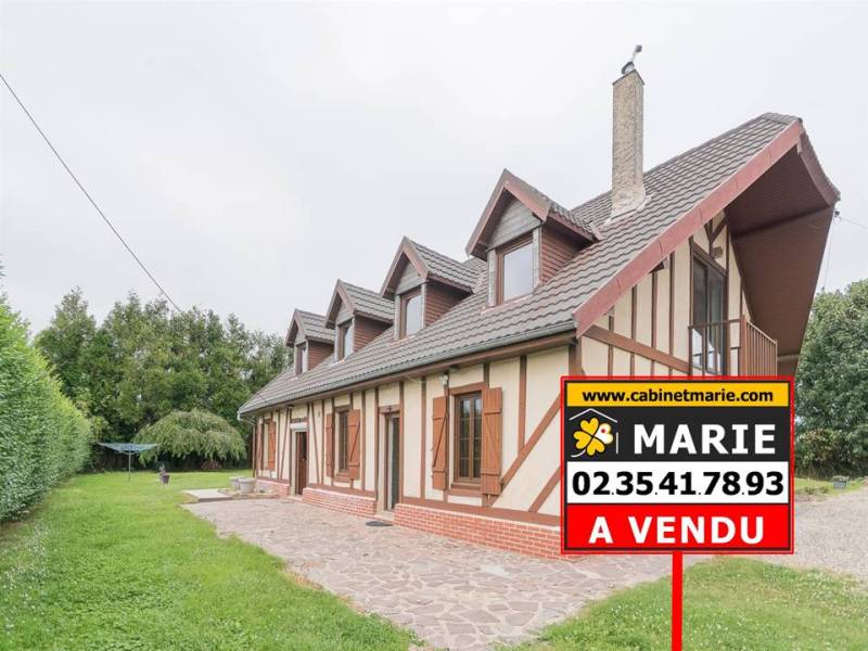 VENDU ! Maison à colombages VOLUME FAMILIAL offrant vie de PLAIN-PIED sur belle parcelle de terrain 2600m² à ST-ROMAIN DE COLBOSC (76430)