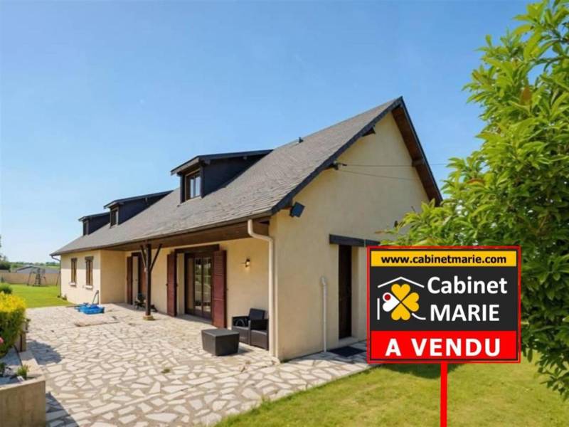VENDU ! Maison BEAU VOLUME 240m² offrant vie de PLAIN-PIED située à proximité de SAINT-ROMAIN DE COLBOSC (76430)