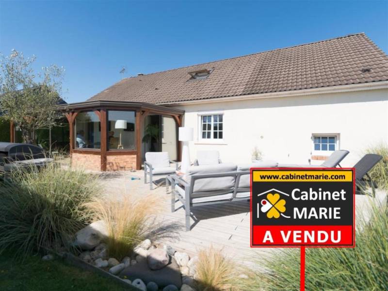 VENDU ! En EXCLUSIVITÉ, Maison BEAU VOLUME offrant vie de PLAIN-PIED située au CALME proche LILLEBONNE (76170)