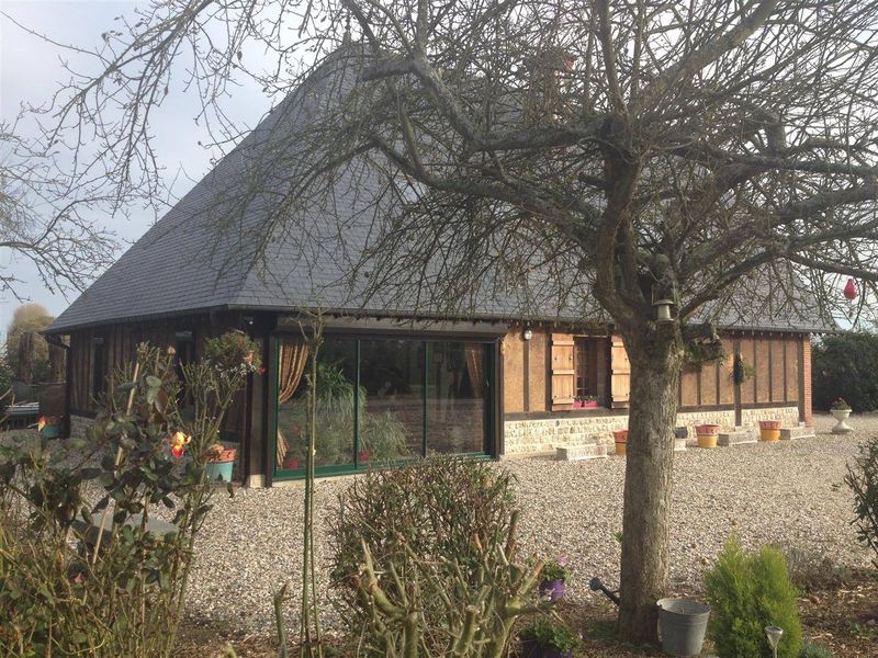 BELLE MAISON CAUCHOISE PLEINE DE CHARME en vente à SAINT ROMAIN (76430)