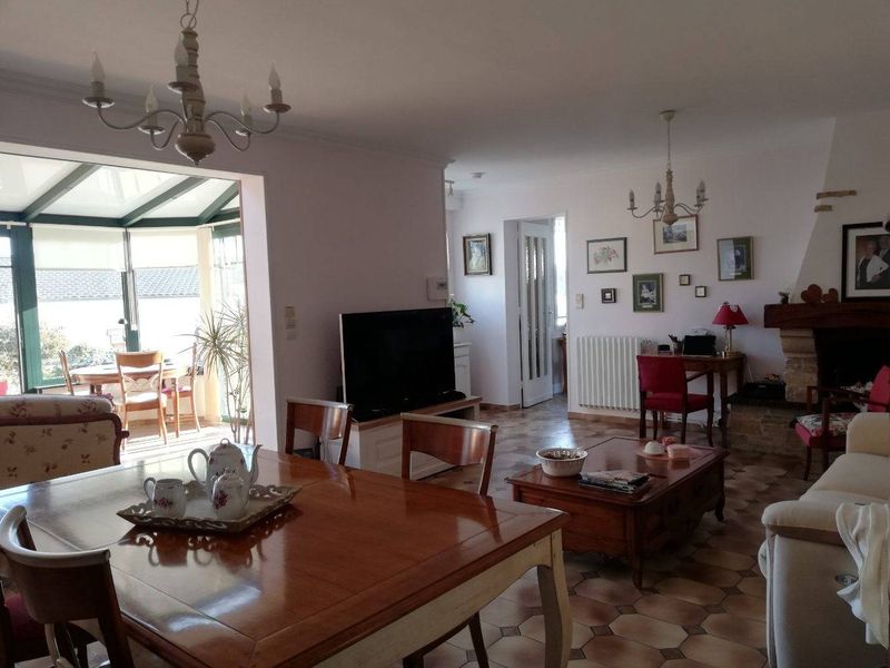 À vendre, BELLE MAISON T5 - GRANDS VOLUMES - avec JOLI JARDIN CLOS située au HAVRE - Secteur SANVIC 76620