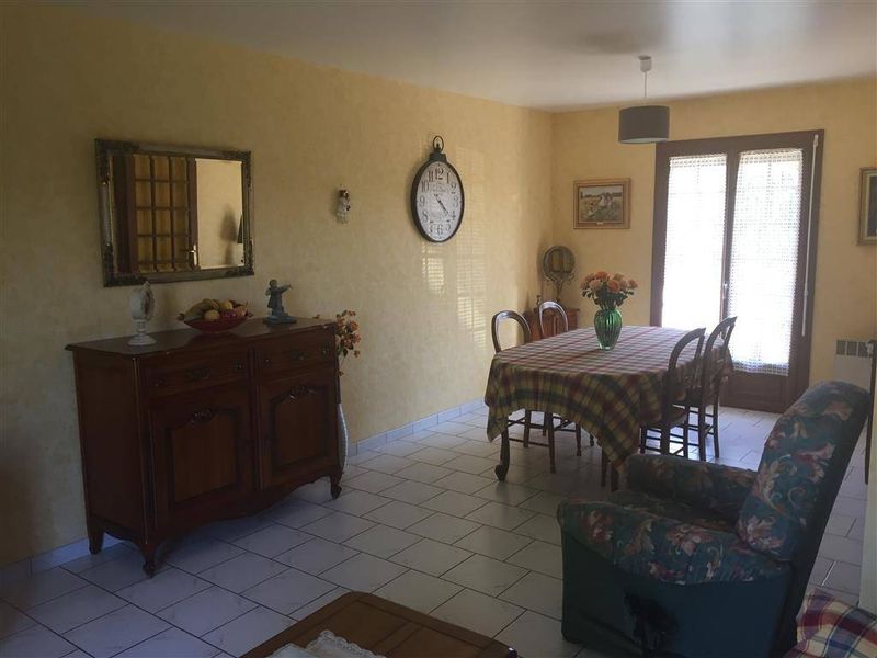 À vendre, JOLIE MAISON avec 3 CHAMBRES (dont une de PLAIN-PIED) à CRIQUETOT L'ESNEVAL (76280)