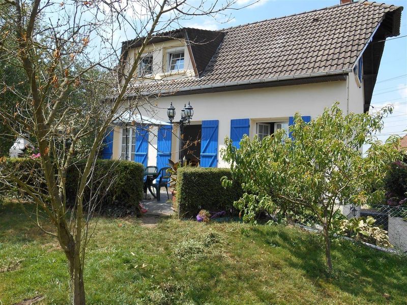 PAVILLON NON MITOYEN sur SOUS-SOL COMPLET situé Axe TANCARVILLE - LILLEBONNE 76170