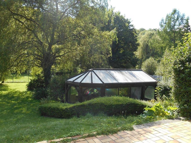 PAVILLON FAMILIAL 5 CHAMBRES sur SOUS-SOL COMPLET situé à 10 minutes de ST ROMAIN 76430