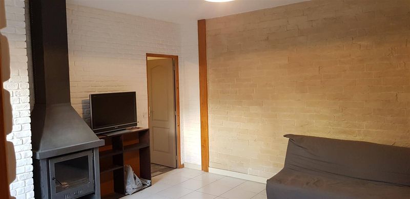 À vendre, PLAIN-PIED sur COUR expo OUEST situé proche PLACE SAINTE CÉCILE 76610