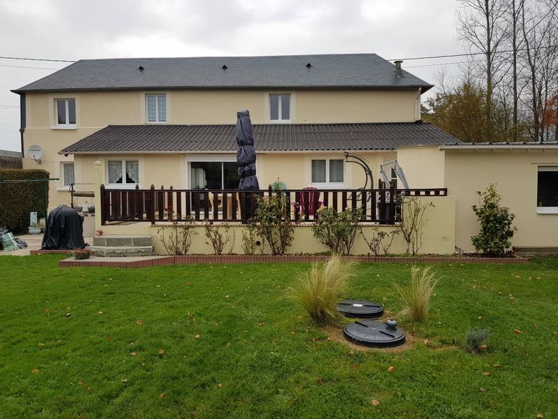 PAVILLON TRADITIONNEL FAMILIAL sur 1000m² de TERRAIN PLAT situé à 5 minutes de GODERVILLE 76110