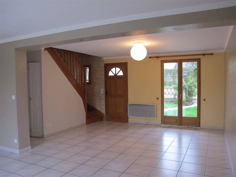 PAVILLON TRADITIONNEL RÉCENT avec VOLUME FAMILIAL en vente à 5 min. ÉTRETAT (76790)
