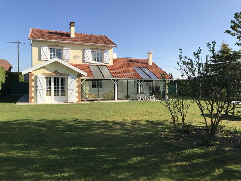 JOLI PAVILLON TRADITIONNEL T4 sur 900m² TERRAIN CLOS et ARBORÉ en vente à OCTEVILLE SUR MER 76930