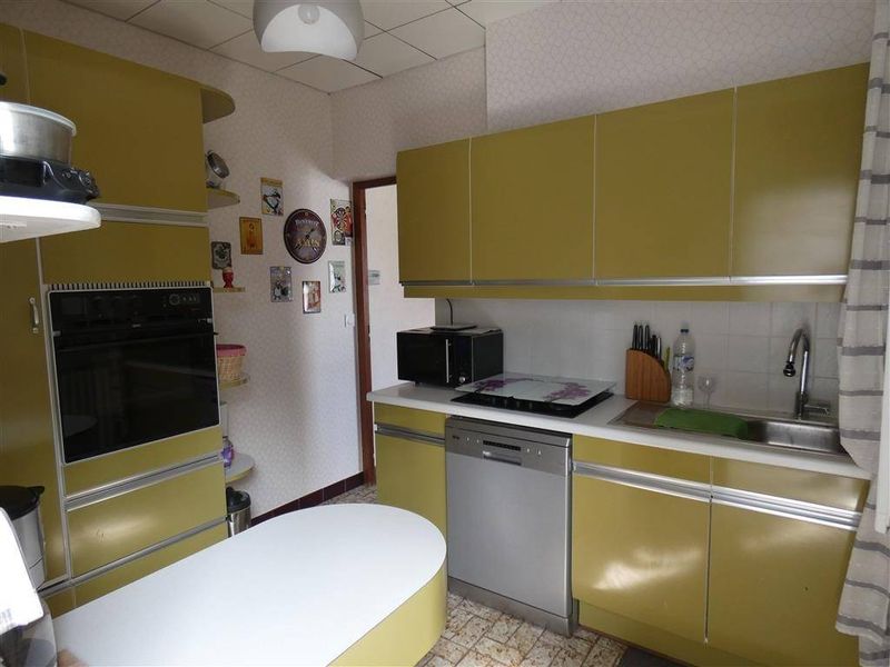 TRÈS JOLIE MAISON DE CARACTÈRE avec GARAGE et JARDIN située proche PLACE SAINTE-CÉCILE (76610)