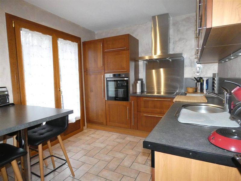 JOLI PAVILLON TRADITIONNEL T5 avec vie de PLAIN-PIED situé proche GAINNEVILLE 76700