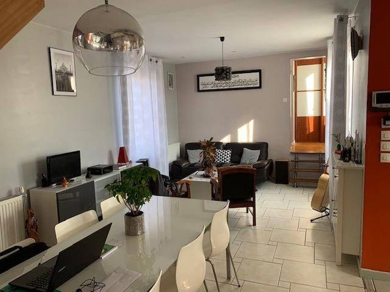 À vendre, MAISON T4 en BON ÉTAT avec JARDIN SUD située  au HAVRE - SAINTE CÉCILE 76610