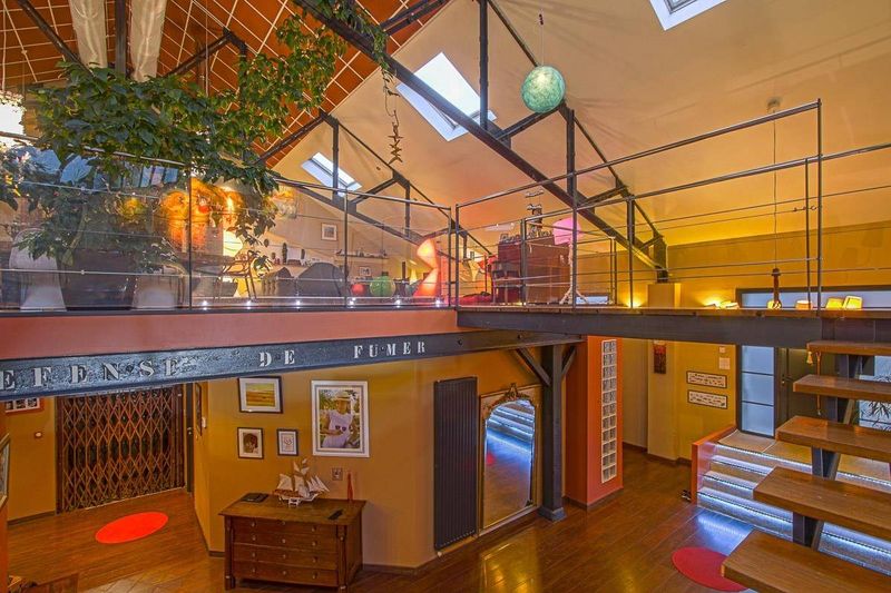 MAGNIFIQUE LOFT - 5 CHAMBRES - avec TERRASSE + PATIO et GARAGE DOUBLE en vente au HAVRE - ORMEAUX 76600