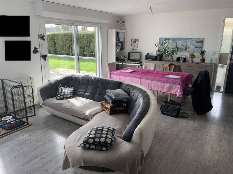 À vendre, PLAIN-PIED TOTAL T3 avec BEAU JARDIN et GARAGE situé à SAINT ROMAIN DE COLBOSC 76430, proche CENTRE BOURG
