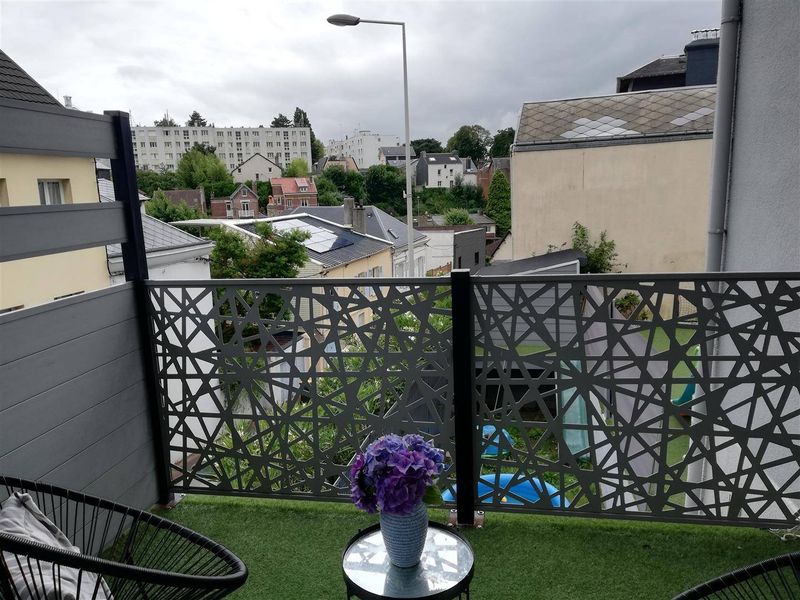 À vendre, MAISON FAMILIALE 4/5 CHAMBRES avec BELLE TERRASSE ENSOLEILLÉE située au HAVRE - SANVIC 76620