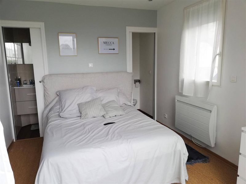 À vendre, MAISON FAMILIALE 4/5 CHAMBRES avec BELLE TERRASSE ENSOLEILLÉE située au HAVRE - SANVIC 76620