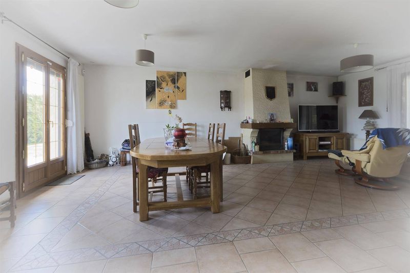 JOLI PAVILLON FAMILIAL T6 avec DOUBLE GARAGE à vendre secteur SAINT ROMAIN DE COLBOSC 76430, proche A29