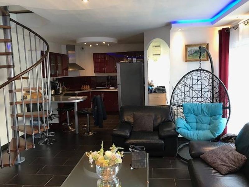 À vendre, MAISON FAMILIALE RÉCENTE T5 avec GARAGE et JARDIN CLOS située au HAVRE - TOURNEVILLE 76620