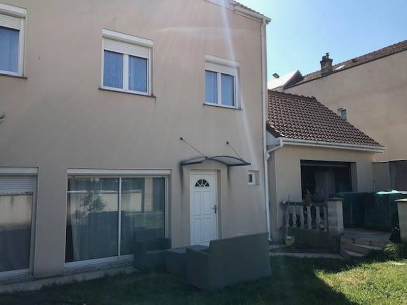 À vendre, MAISON FAMILIALE RÉCENTE T5 avec GARAGE et JARDIN CLOS située au HAVRE - TOURNEVILLE 76620