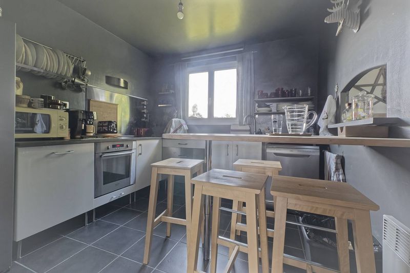 JOLI PAVILLON FAMILIAL T5 sur SOUS-SOL COMPLET situé à BOLBEC 76210 -  secteur RÉSIDENTIEL