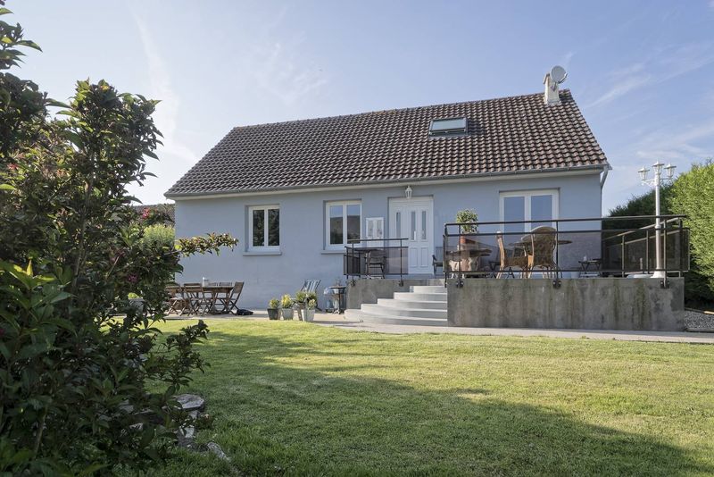 JOLI PAVILLON FAMILIAL T5 sur SOUS-SOL COMPLET situé à BOLBEC 76210 -  secteur RÉSIDENTIEL
