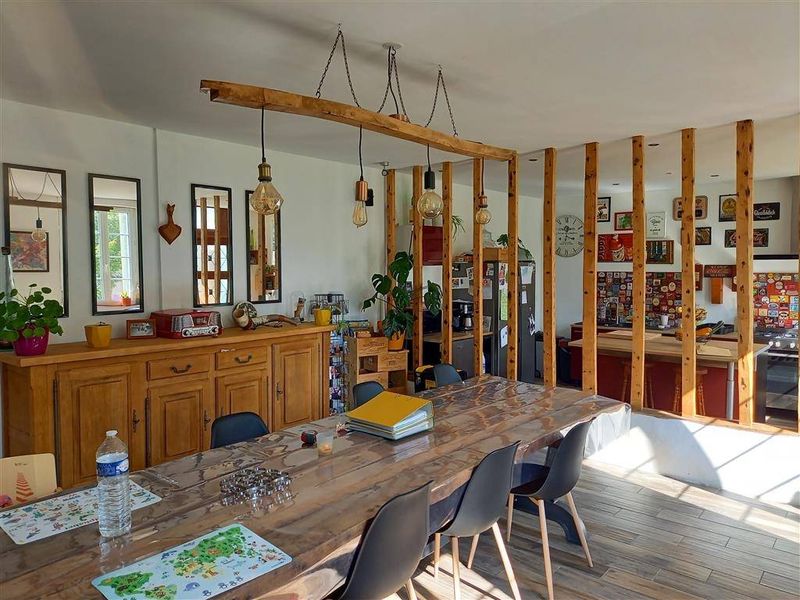 À vendre, BELLE MAISON DE CARACTÈRE RÉNOVÉE avec GOÛT située à 10 minutes de GODERVILLE 76110
