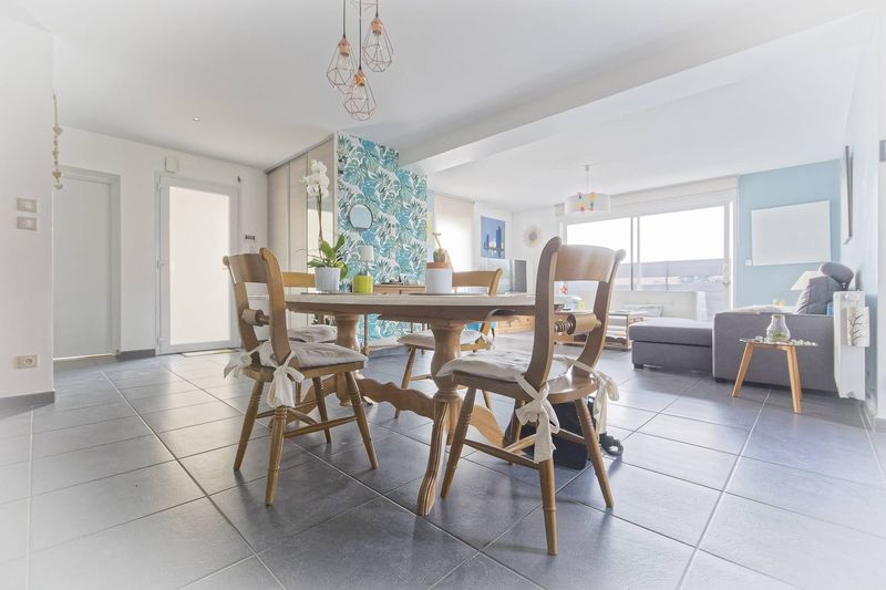 À vendre, PAVILLON CONTEMPORAIN DE 2015 avec vie de PLAIN-PIED situé sur secteur recherché FONTENAY 76290