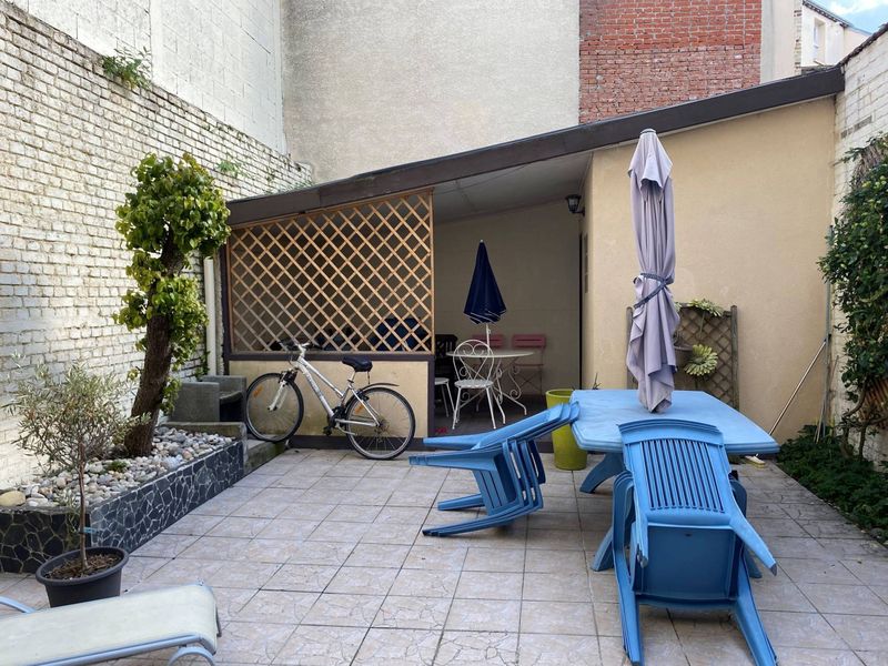 À vendre, MAISON DE VILLE  à  2 min des DOCKS  située au HAVRE - QUARTIER SAINT NICOLAS 76600