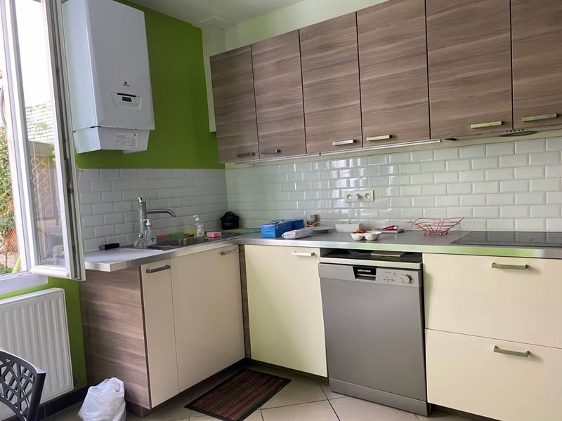 À vendre, MAISON DE VILLE  à  2 min des DOCKS  située au HAVRE - QUARTIER SAINT NICOLAS 76600