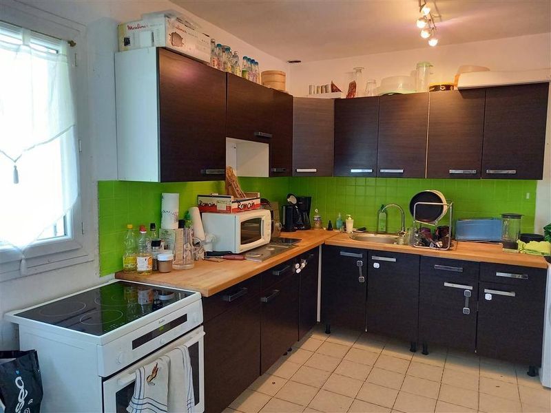 À vendre, PAVILLON T4 sur SOUS-SOL COMPLET avec vie de PLAIN-PIED situé HAUT BOLBEC 76210, proche A29