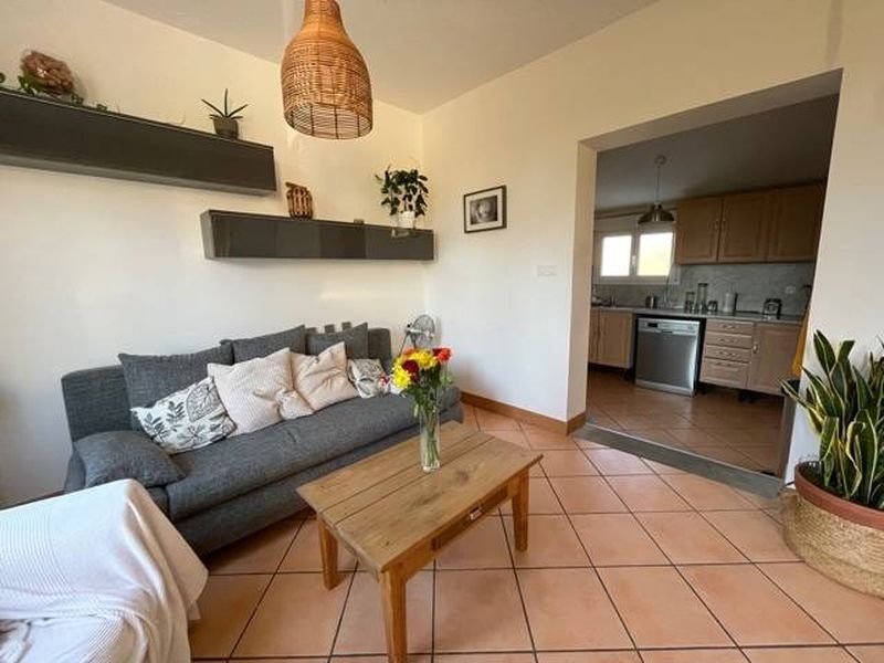 À vendre, MAISON INDIVIDUELLE T3 avec JARDIN CLOS située PLEIN COEUR DE CRIQUETOT L'ESNEVAL 76280