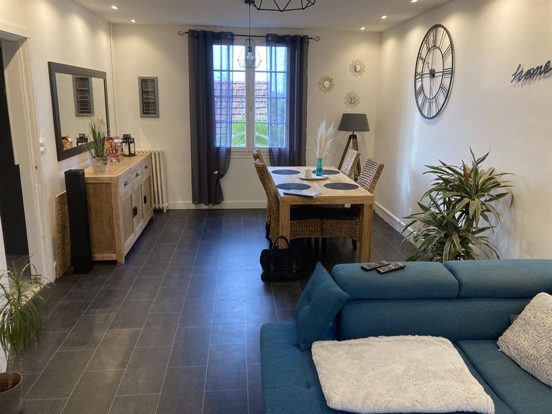 EN EXCLUSIVITÉ, MAISON sur BELLE PARCELLE de terrain, secteur PAVILLONAIRE située à GONFREVILLE L'ORCHER 76700