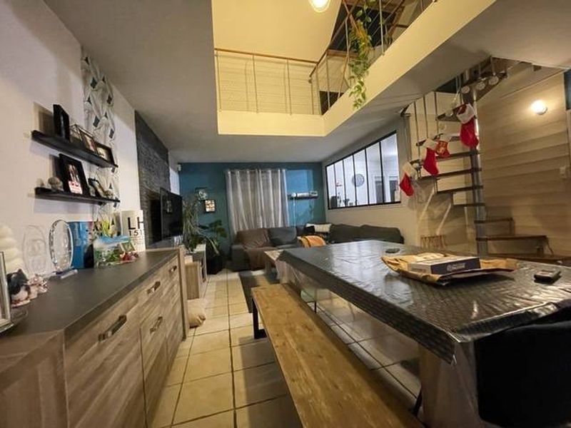 À vendre, PAVILLON TRADITIONNEL T6 sur SOUS-SOL COMPLET avec vie de PLAIN-PIED situé à MONTIVILLIERS (76290)