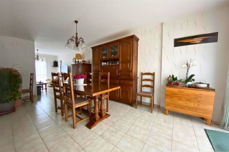 Maison-Appartement avec entrée et GARAGE indépendants située à MONTIVILLIERS (76290)