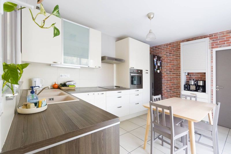 VENDU ! EN EXCLUSIVITÉ, PLAIN-PIED TOTAL 130m² très bien situé à ST-ROMAIN DE COLBOSC (76430)