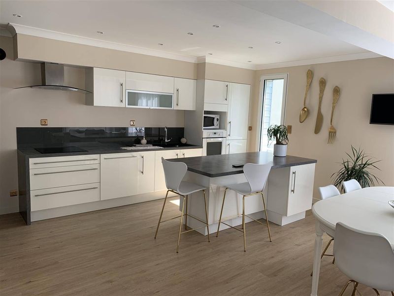 À vendre, MAISON de CARACTÈRE volume T5 avec JARDIN clos située au Havre 76600