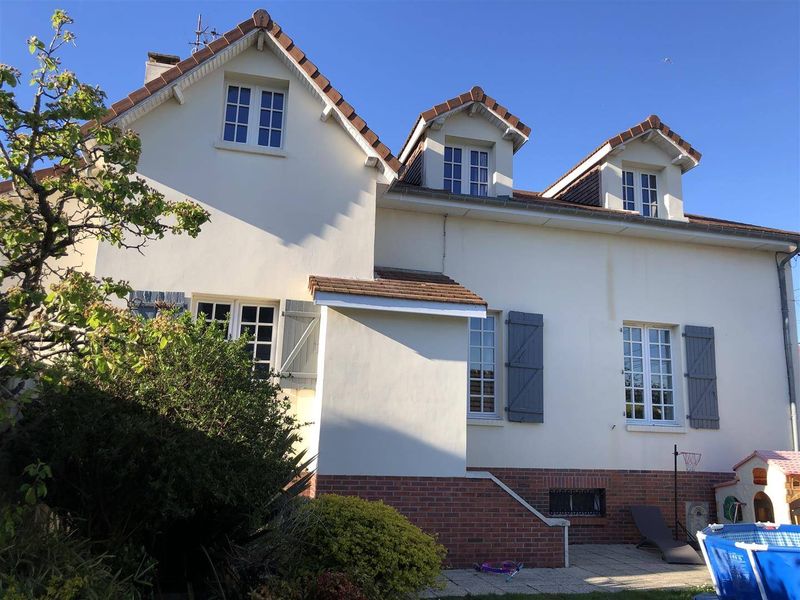Proche de la place STE CÉCILE au Havre 76610, Belle MAISON T4 sur SOUS-SOL COMPLET avec GARAGE