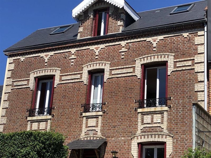 À vendre, MAISON VOLUME FAMILIAL T5 située au HAVRE, secteur FÉLIX FAURE 76620