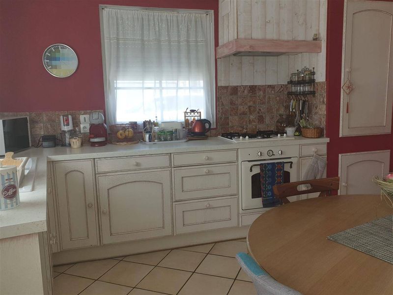 À vendre, MAISON T3 très bien entretenue avec BEAU JARDIN expo SUD située au HAVRE - SANVIC 76620, proche ÉGLISE