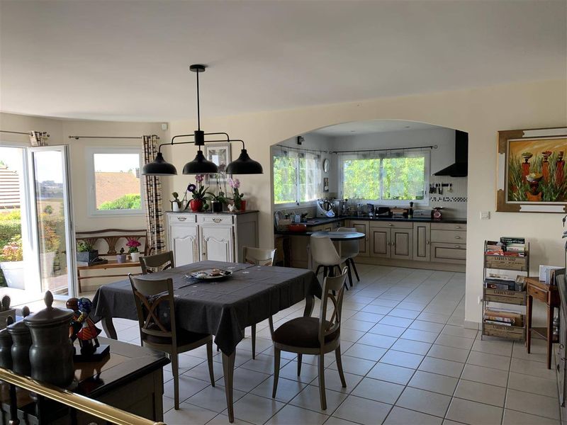 A vendre, SUPERBE CONTEMPORAIN avec VIE DE PLAIN-PIED sur la commune d'OCTEVILLE SUR MER 76930