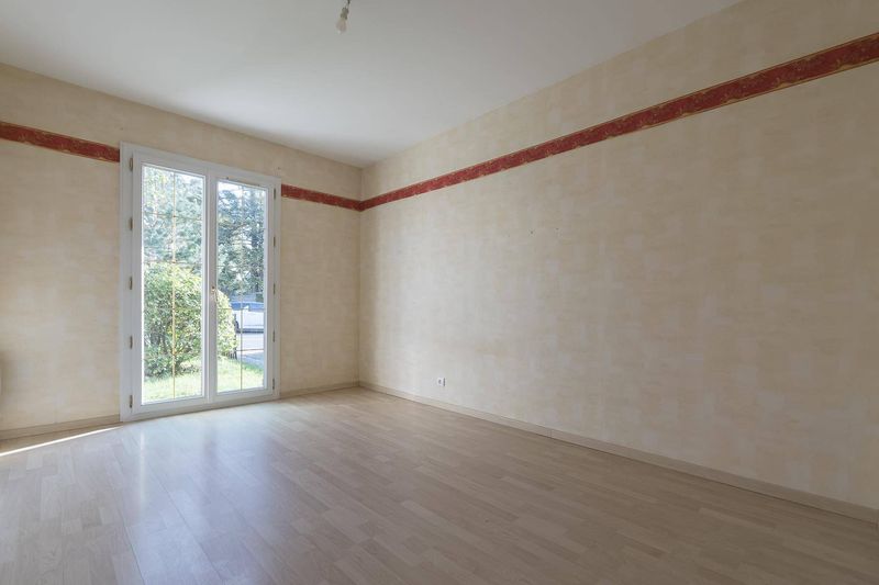 VENDU ! PLAIN-PIED TOTAL avec JARDIN et GARAGE situé à MONTIVILLIERS (76290)