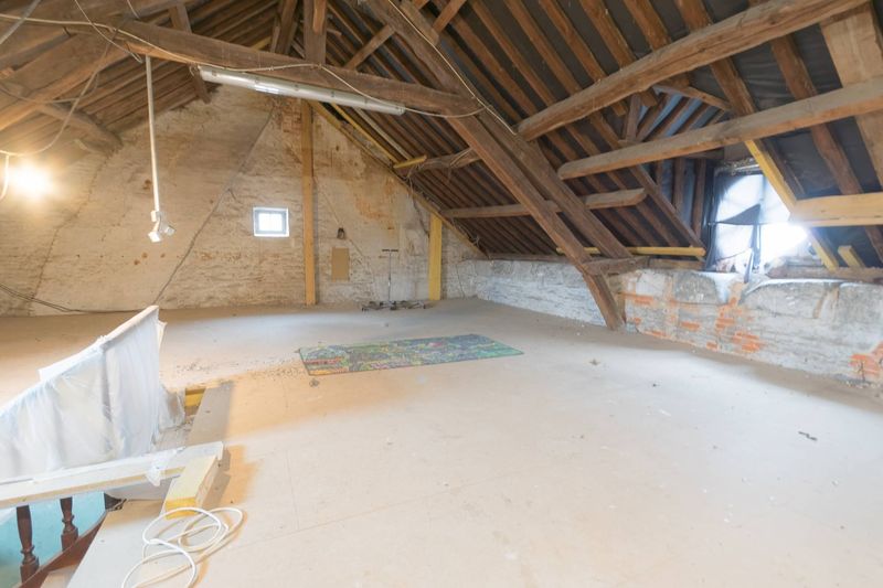 Belle MAISON BOURGEOISE 180M² située à BOLBEC (76210)