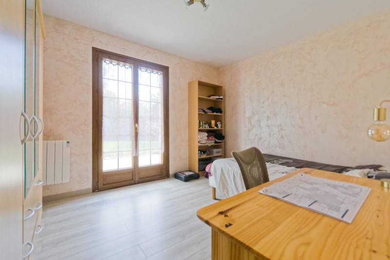 VENDU ! EN EXCLUSIVITÉ, Pavillon volume FAMILIAL en vente dans le quartier résidentiel de SANDOUVILLE (76430)