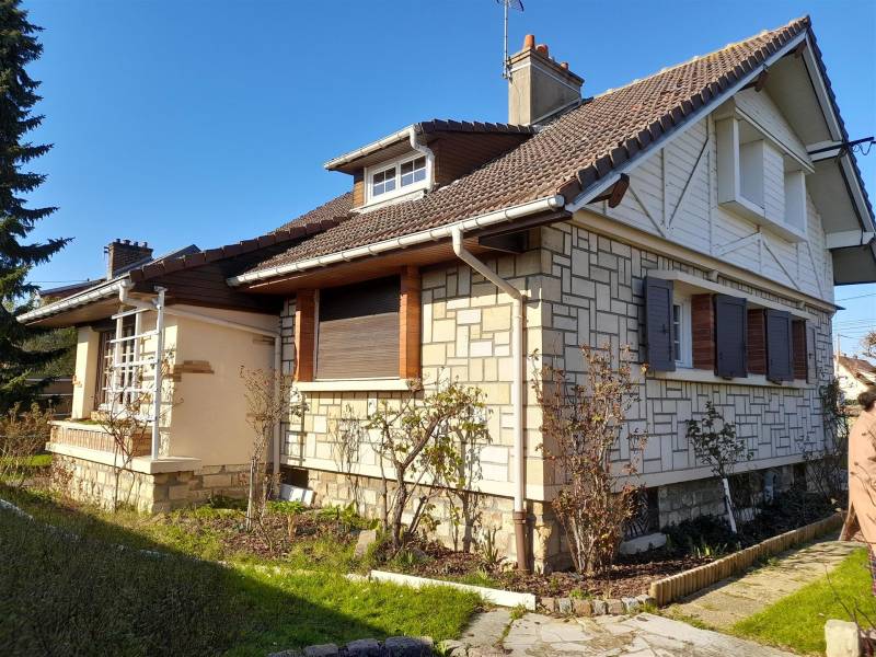 Secteur LA HETRAIE Maison offrant vie de PLAIN-PIED sur SOUS-SOL COMPLET proche Fôret de Montgeon au HAVRE (76620)