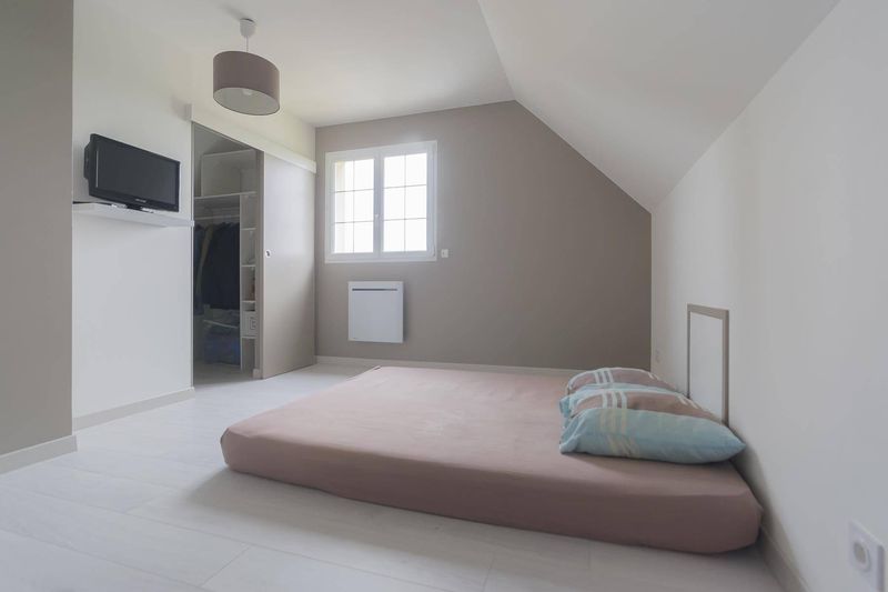 VENDU ! EN EXCLUSIVITÉ, Maison avec VIE DE PLAIN-PIED située à 10 minutes de SAINT ROMAIN DE COLBOSC