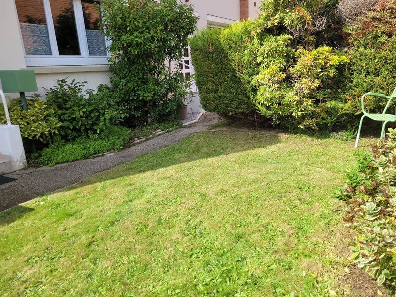 A vendre, Maison de ville avec jardin située au HAVRE - SECTEUR SANVIC- BLÉVILLE 76620