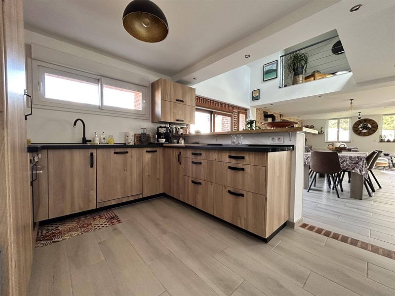 VENDU ! EN EXCLUSIVITÉ, Maison entièrement RÉNOVÉE située à HEUQUEVILLE (76280)