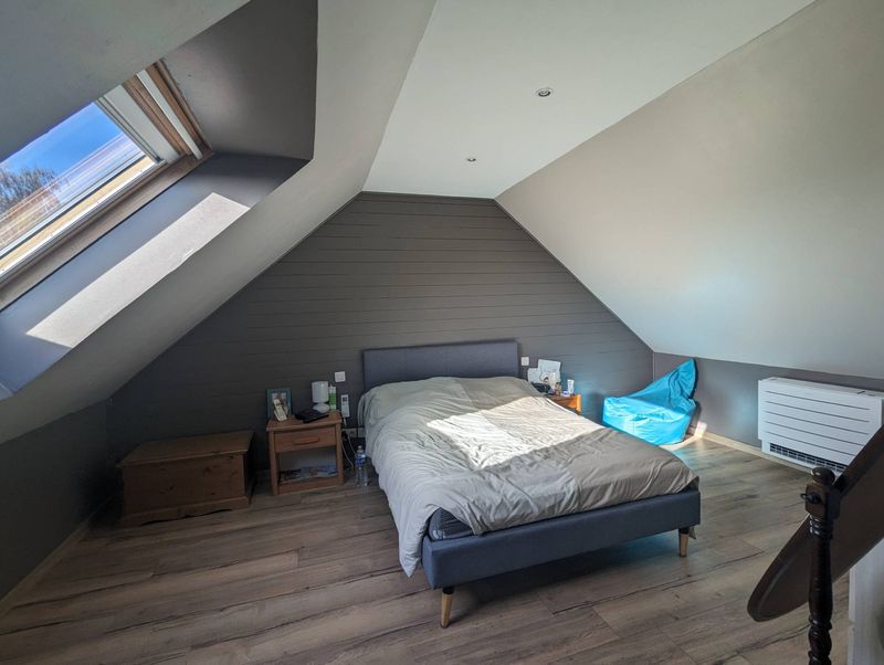 Maison offrant vie de PLAIN-PIED sur belle parcelle de terrain 1200m² entre LILLEBONNE et ST-ROMAIN DE COLBOSC